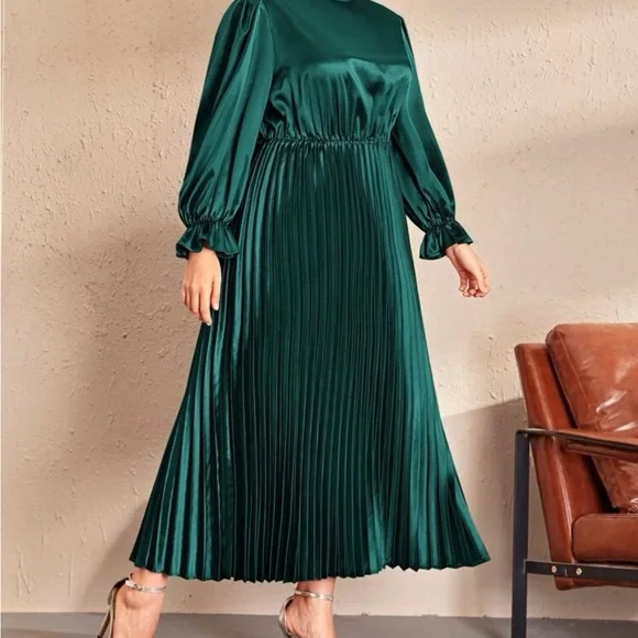 HOLIDAY DRESS 👗 NWOT - Picture 3 of 7